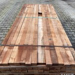 Ca. 105x Massaranduba Regels Fijnbezaagd, 40x60mm, lengte 200cm